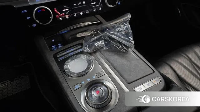 Genesis Electrified G80 (RG3) id 3483645 из Кореи 19