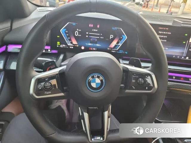 BMW 5 Series (G60) id 3769695 из Кореи 14