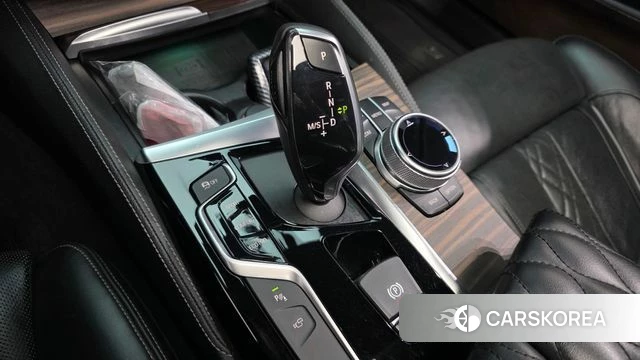 BMW 5 Series (G30) id 3861747 из Кореи 19