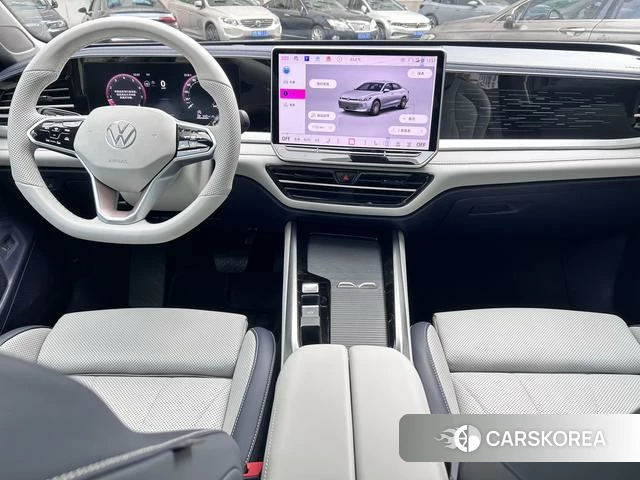 Volkswagen Passat id 3920870 из Китая 21