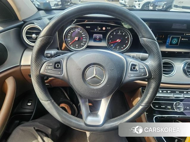 Mercedes-Benz E-Class W213 id 4563491 из Кореи 12