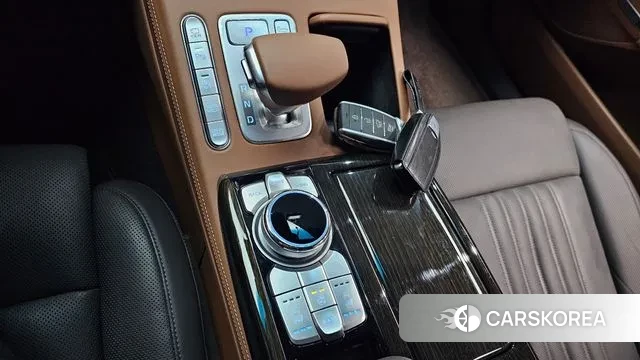 Genesis G90 id 3708886 из Кореи 19