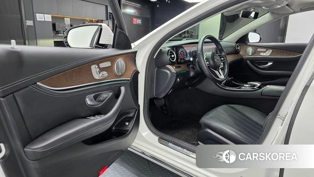 Mercedes-Benz E-Class W213 id 4900380 из Кореи 33