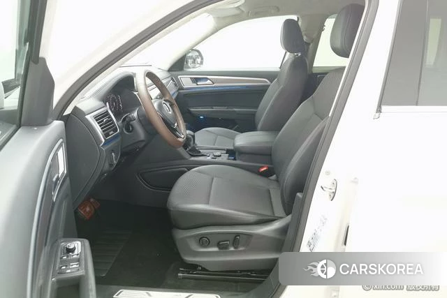 Volkswagen Tourang id 4210572 из Китая 23