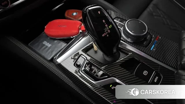 BMW 5 Series (G30) id 3759856 из Кореи 19