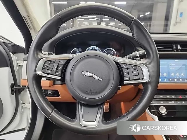 Jaguar XF (X260) id 3677101 из Кореи 18