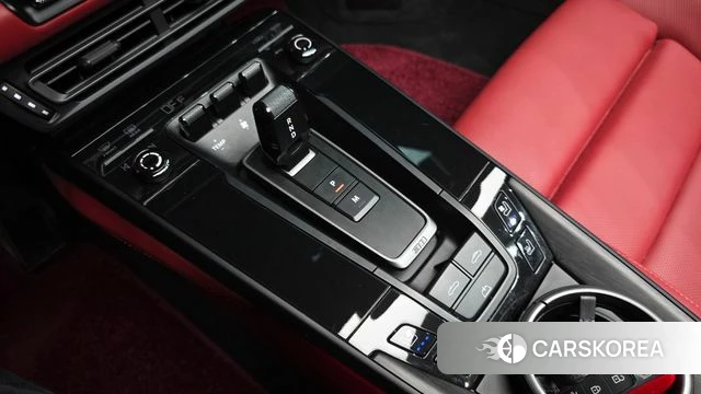 Porsche 911(992) id 4400785 из Кореи 19