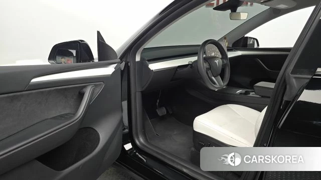 Tesla Model Y id 4516620 из Кореи 33