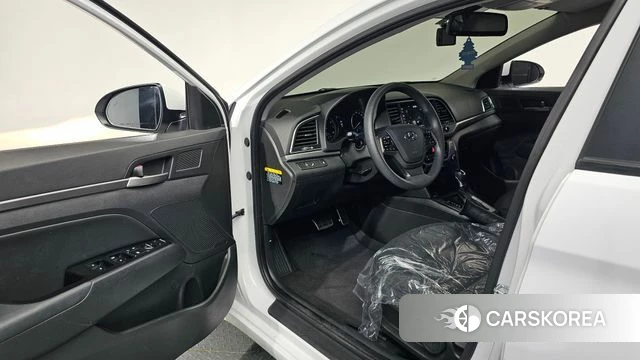 Hyundai Avante AD id 4610412 из Кореи 29