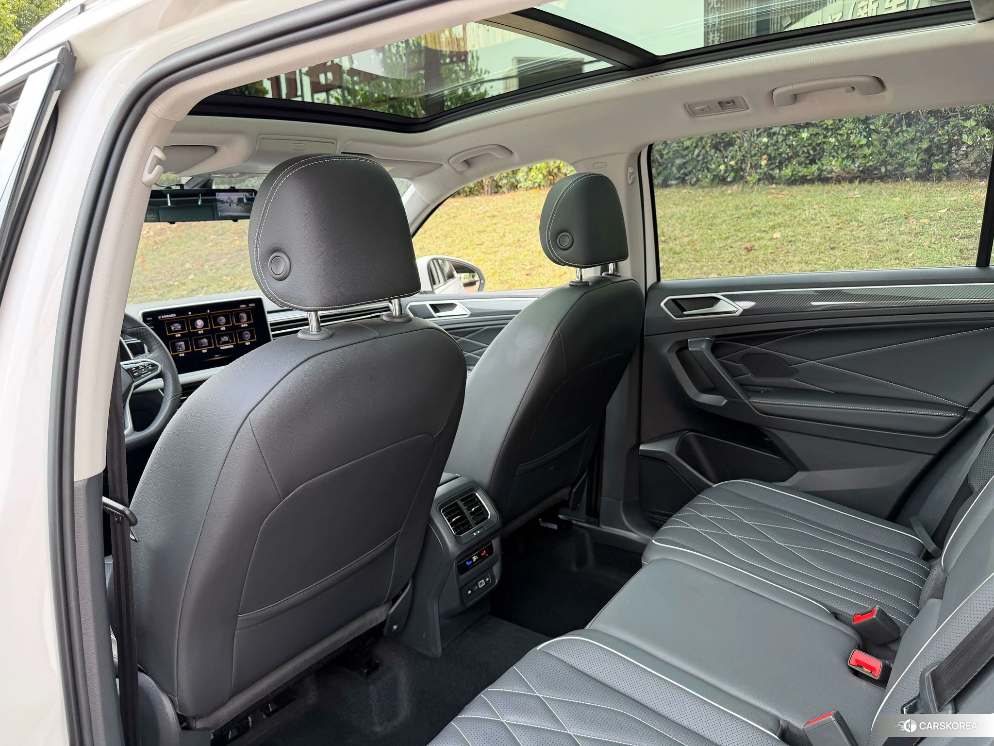 Volkswagen Tiguan L id 4426786 из Китая 12