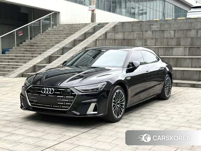 Audi A7L id 4278598 из Китая 9