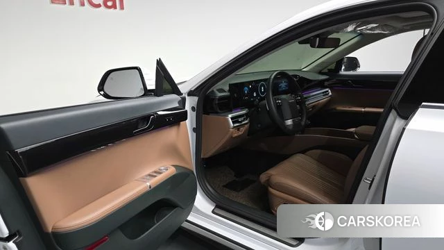 Hyundai Grandeur (GN7) id 4186328 из Кореи 32