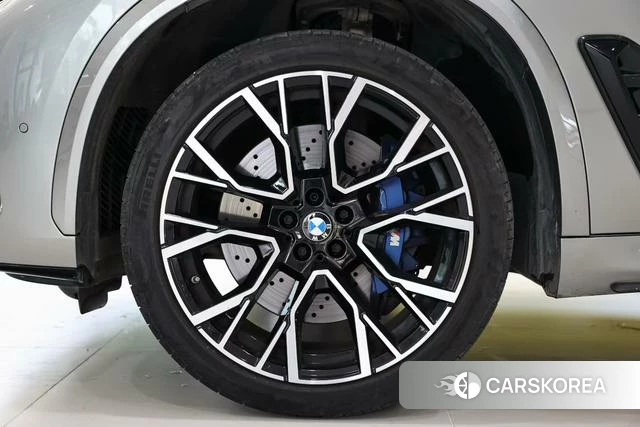 BMW X5 M id 4258162 из Китая 9