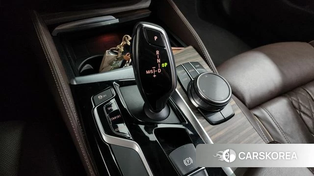 BMW 5 Series (G30) id 4318064 из Кореи 33