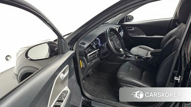Kia The New Niro id 4250727 из Кореи 33