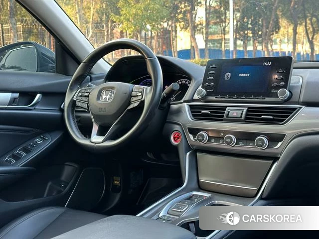 Honda Accord id 3890754 из Китая 28