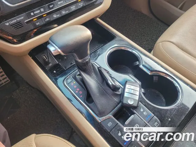 Kia The New Carnival id 2808576 из Кореи 19