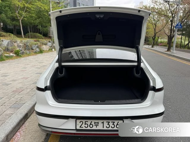 Hyundai Grandeur (GN7) id 3992868 из Кореи 19