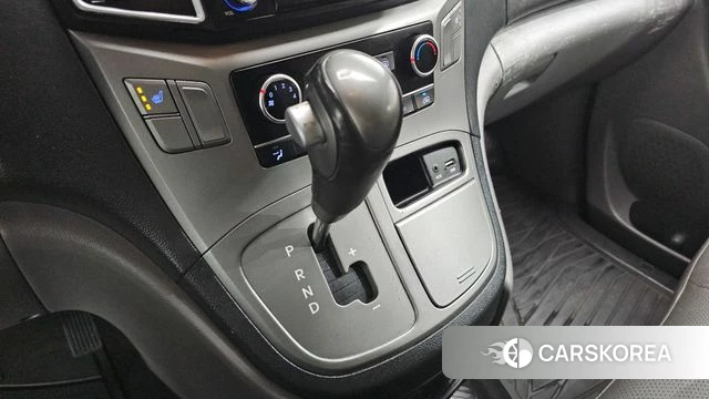 Hyundai The New Grand Starex id 4225689 из Кореи 29