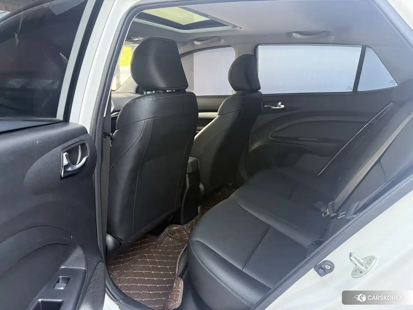 Kia KX1 id 4545930 из Китая 16