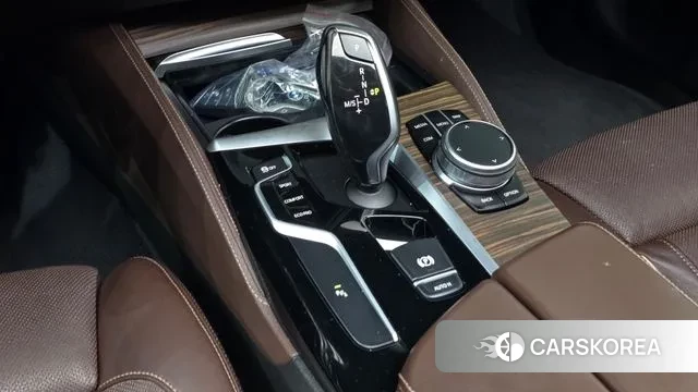 BMW 5 Series (G30) id 3474739 из Кореи 19