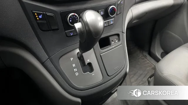 Hyundai The New Grand Starex id 3438924 из Кореи 19