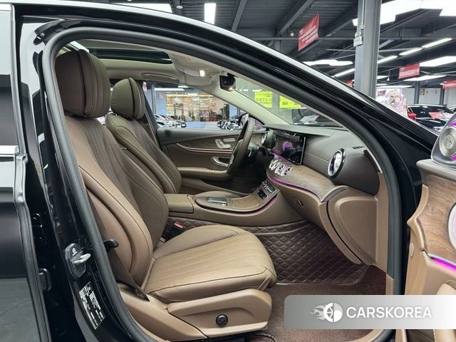 Mercedes-Benz E-class id 4274491 из Китая 9