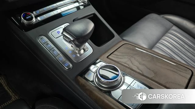 Genesis G90 id 4520583 из Кореи 31