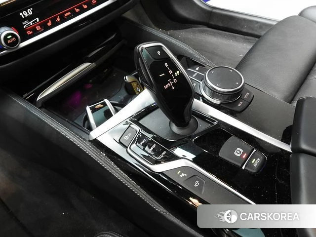 BMW 5 Series (G30) id 4397802 из Кореи 19