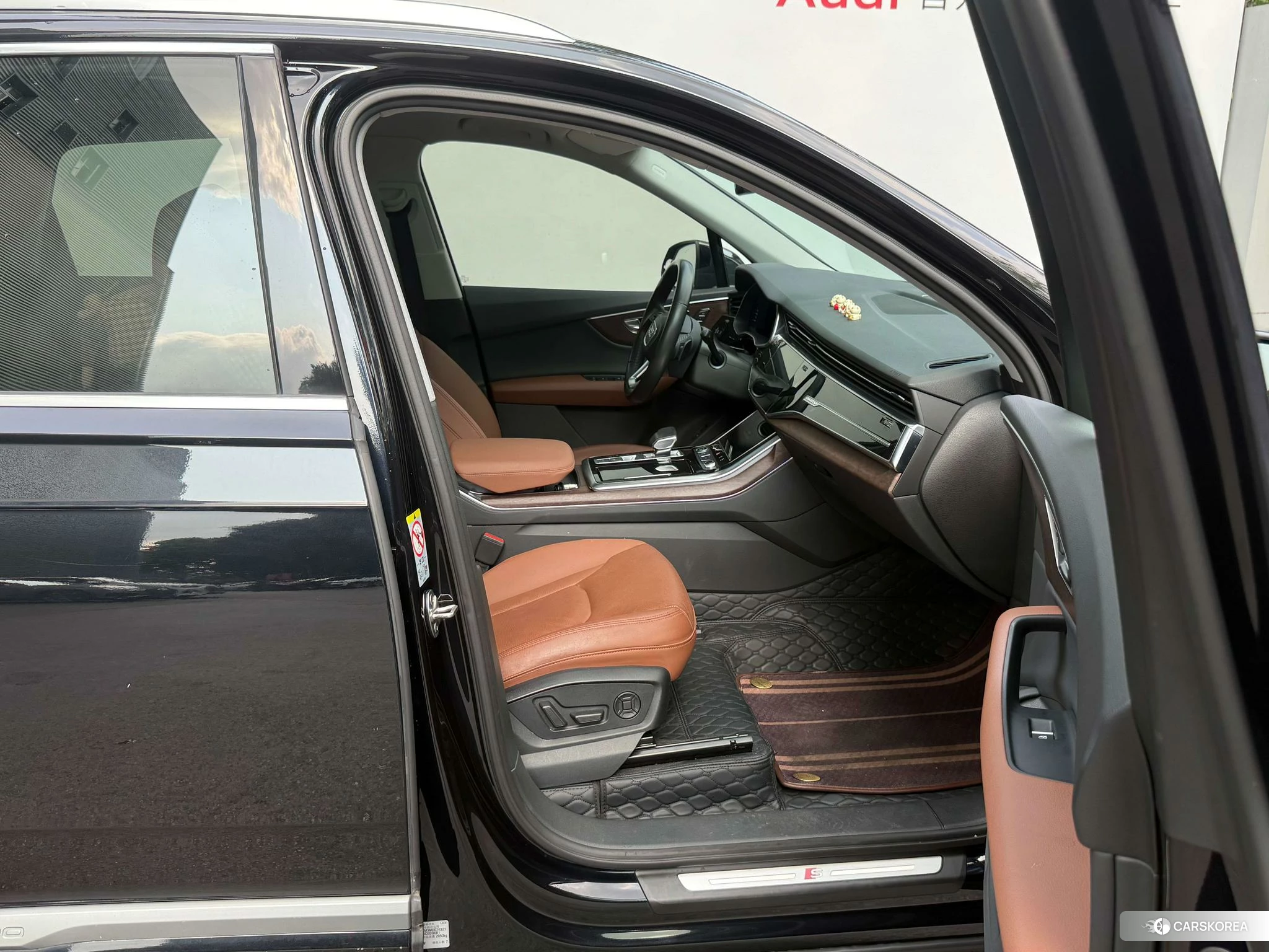 Audi Q7 id 4426524 из Китая 18