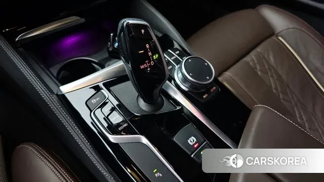 BMW 5 Series (G30) id 3578310 из Кореи 19