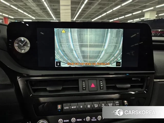 Lexus ES300h 7th generation id 3732352 из Кореи 18