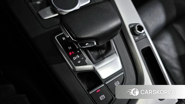 Audi A4 (B9) id 3853681 из Кореи 19