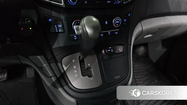Hyundai The New Grand Starex id 2941283 из Кореи 19