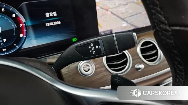 Mercedes-Benz E-Class W213 id 3692761 из Кореи 19