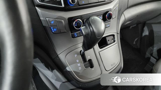Hyundai The New Grand Starex id 4525915 из Кореи 30