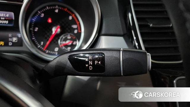 Mercedes-Benz GLE - Class W166 id 4285934 из Кореи 39