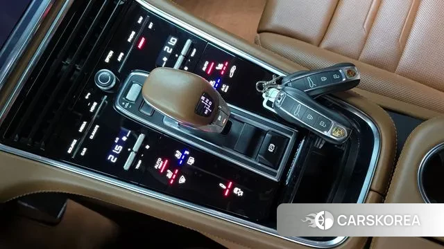 Porsche Panamera (971) id 3242779 из Кореи 19