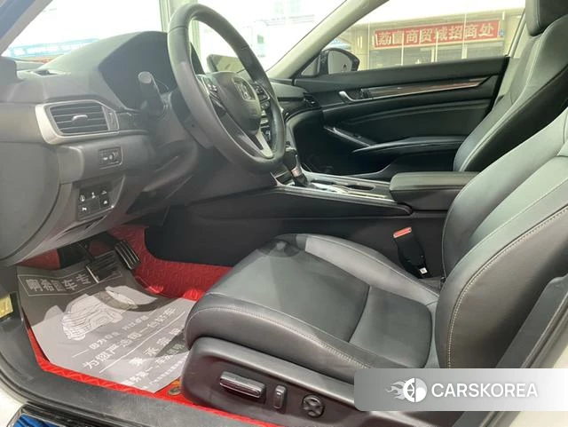 Honda Accord id 4328700 из Китая 38