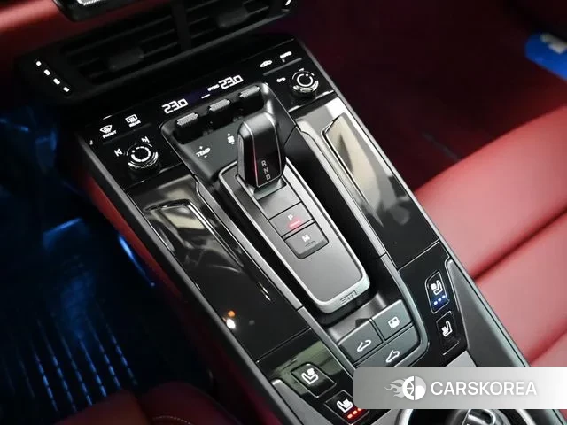 Porsche 911(992) id 3585424 из Кореи 19