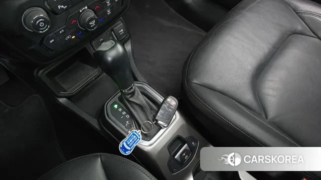 Jeep Renegade id 3742253 из Кореи 19