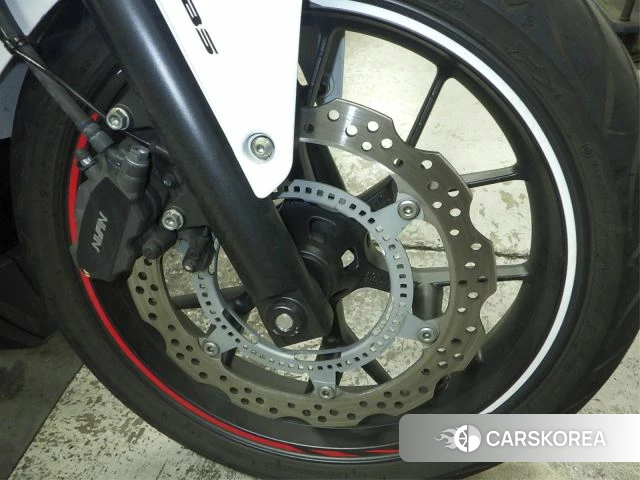 Проданный Honda CBR400R id 4199990 из Японии, фото 33