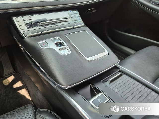 Hyundai The New Grandeur IG id 3800480 из Кореи 19
