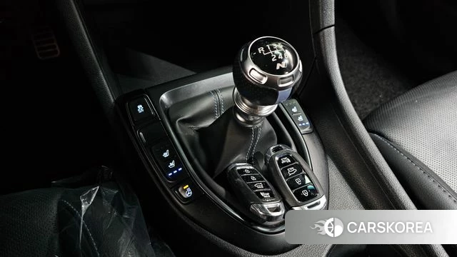 Hyundai Veloster (JS) id 4384330 из Кореи 31
