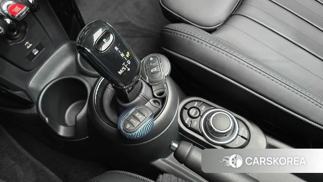 Mini Cooper S Convertible id 3841833 из Кореи 19