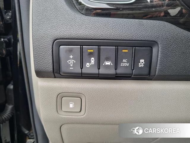 Kia The New Carnival id 4760113 из Кореи 19