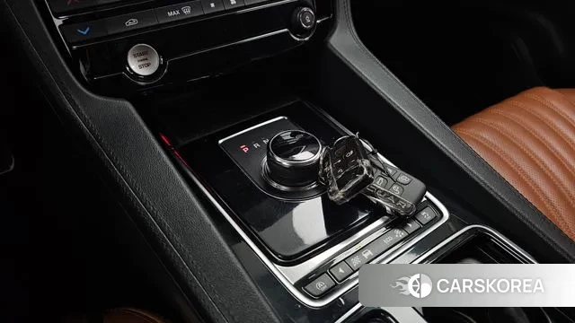 Jaguar F-PACE id 3254084 из Кореи 19