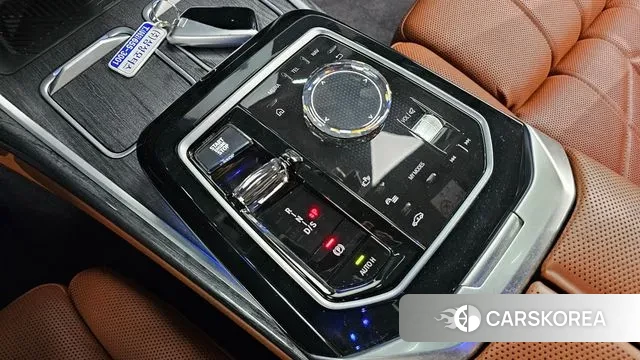 BMW 7 Series (G70) id 3002442 из Кореи 19