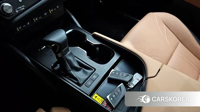 Lexus ES300h 7th generation id 3093135 из Кореи 19