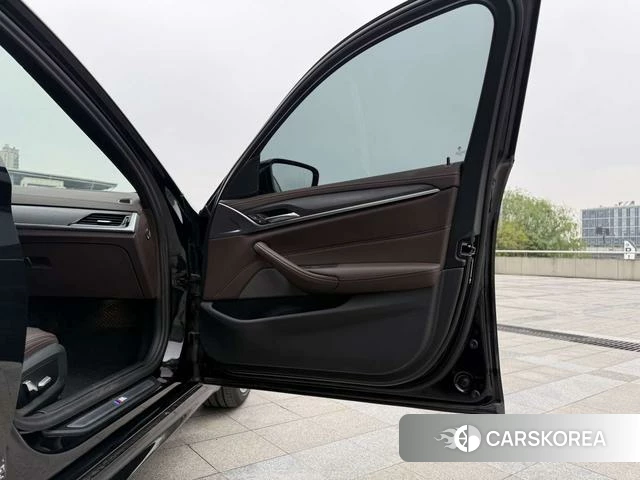 BMW 5 series id 4275314 из Китая 22